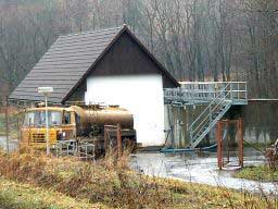 Celkov� poh�ad na �istiare� STAINLESS CLEANER, Vypr�zd�ovanie cisterny zo zvozu fek�lnych v�d